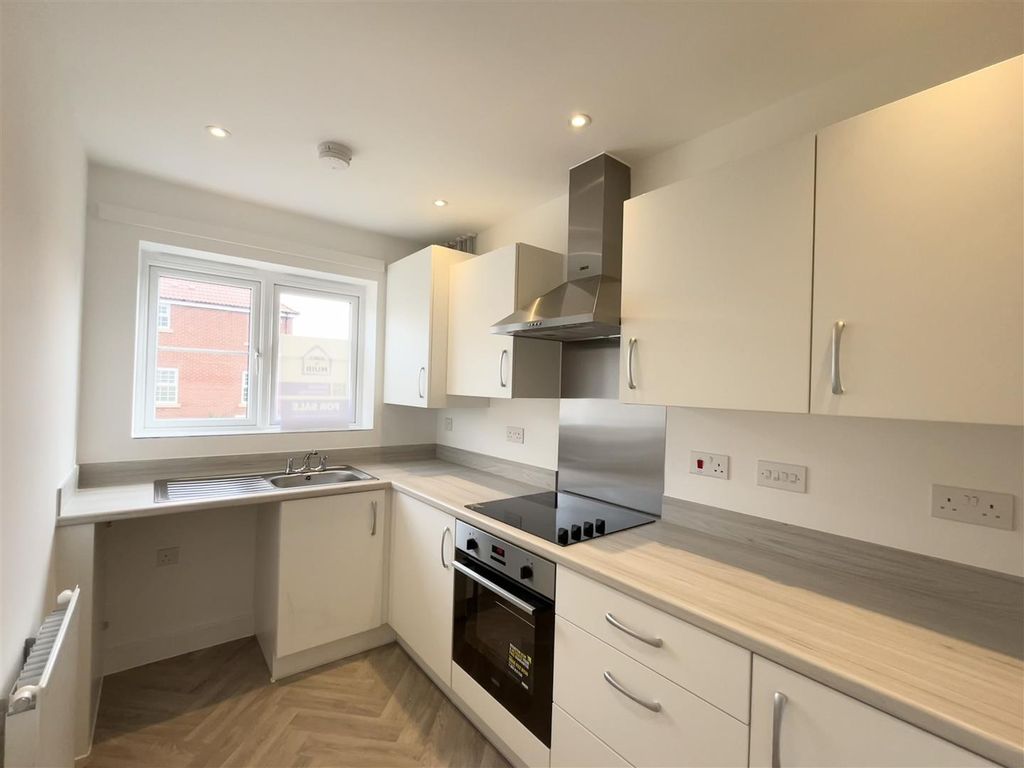 Property photo 2 of 8 Plot 5 Kitchen