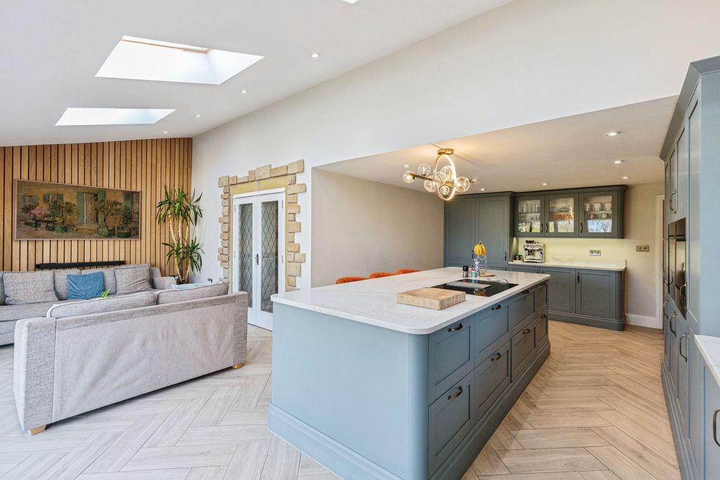 Property photo 3 of 35 Kitchen Family Room