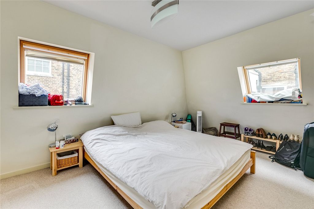 Property photo 3 of 7