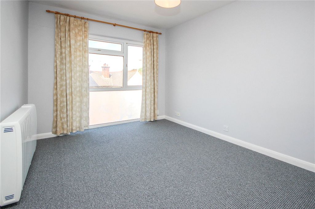 Property photo 2 of 8 Living Room