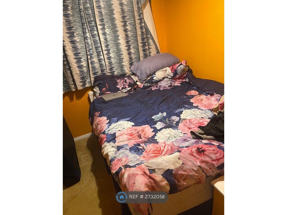 Property photo 1 of 1