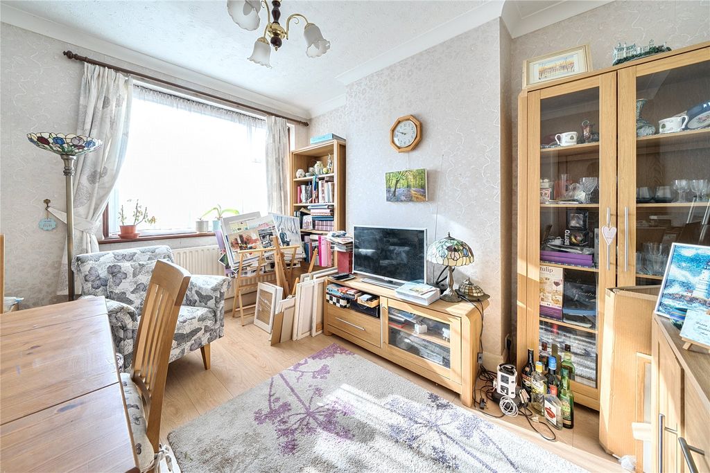 Property photo 3 of 15 Picture No. 05