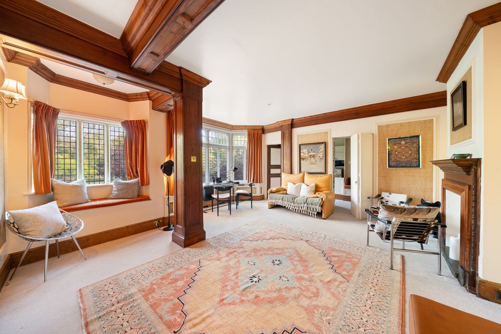 Additional image 7 of 6 bed property for saleGibraltar Lane Cookham, Maidenhead, Maidenhead SL6