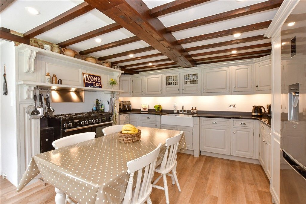 Property photo 3 of 27 Kitchen/ Breakfast Room