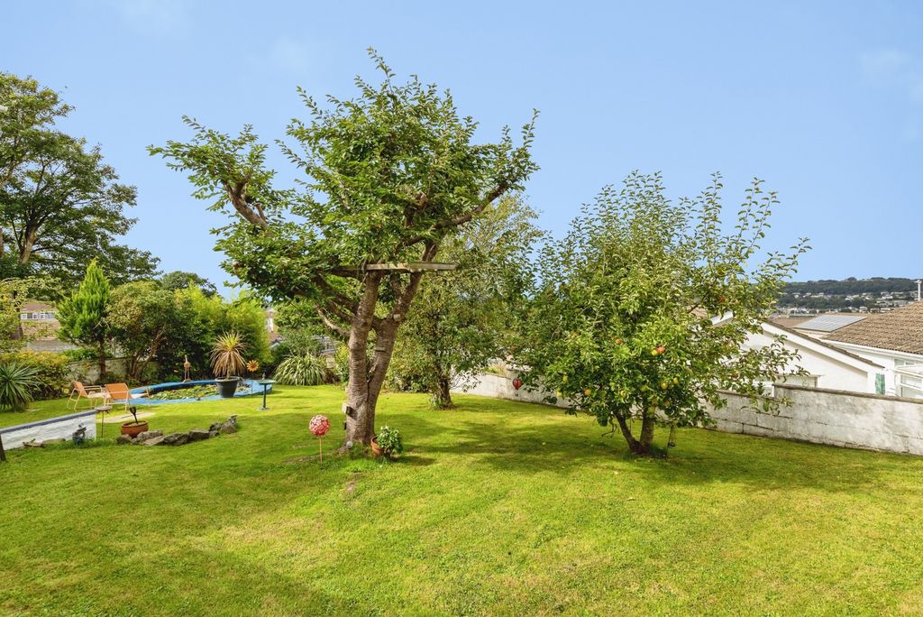Property photo 2 of 23 Pbox-Img.Jpg