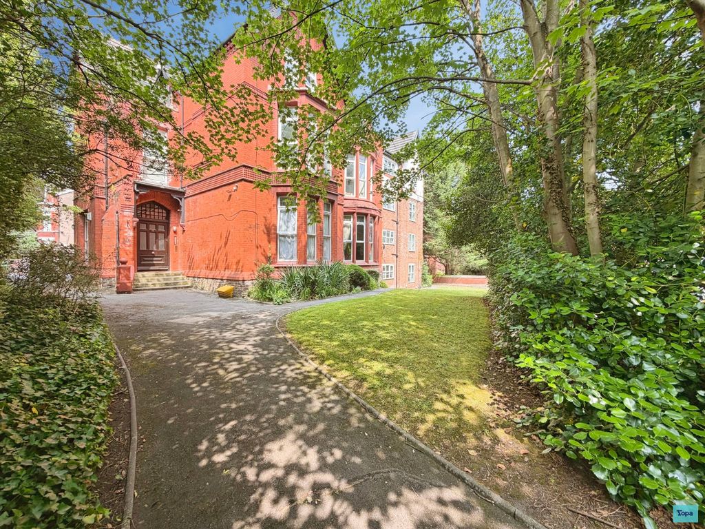 Property photo 1 of 18 7
