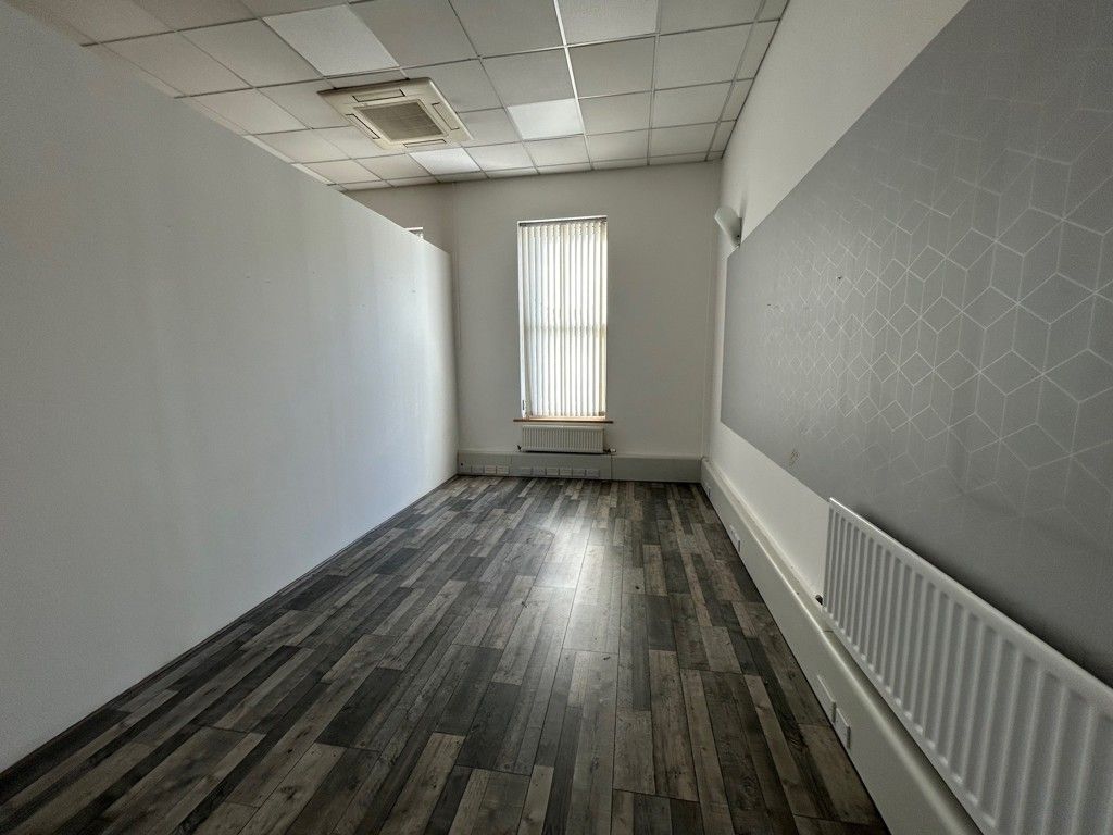 Property photo 3 of 13 Photo 3