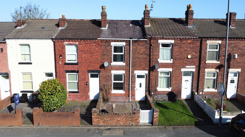 Property photo 1 of 22 Newton Road For Sale