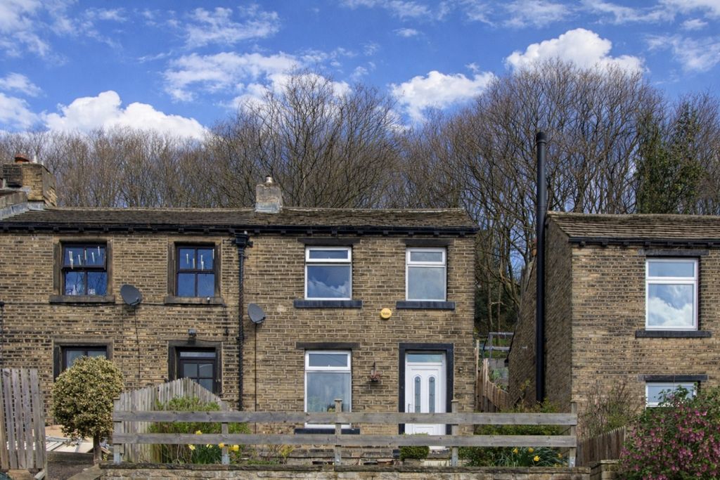 Property photo 1 of 15 Adam Hendry Ewemove Estate And Lettings Agent In B