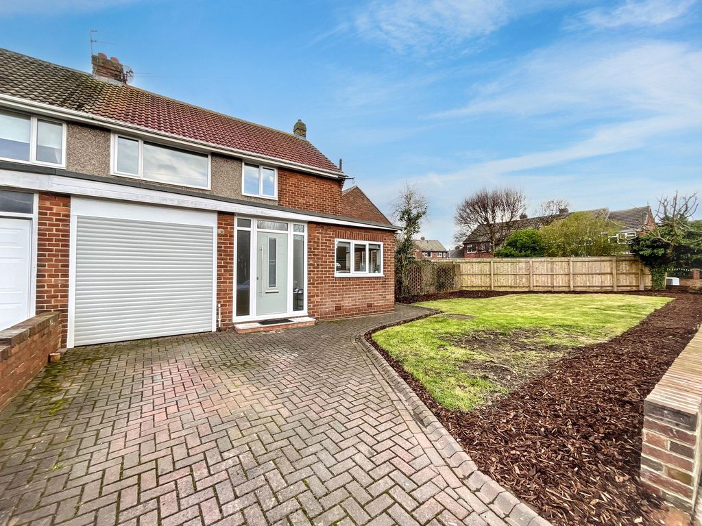 Property photo 1 of 25