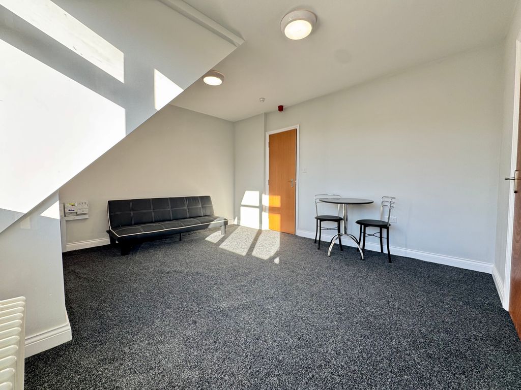 Property photo 2 of 6 Image