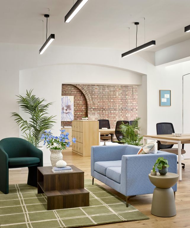 Property photo 1 of 17 Arlington Street 4.Jpg