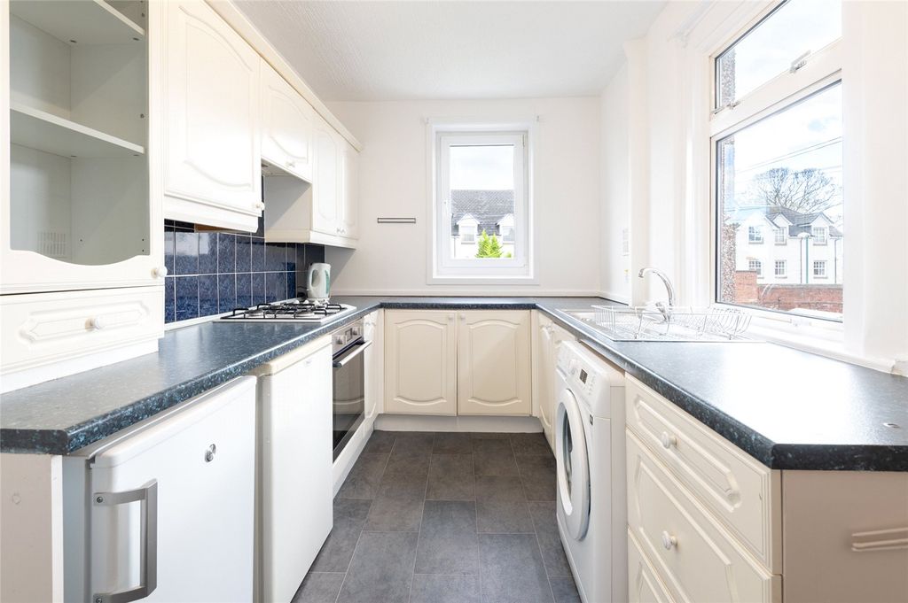 Property photo 3 of 19 Picture 3