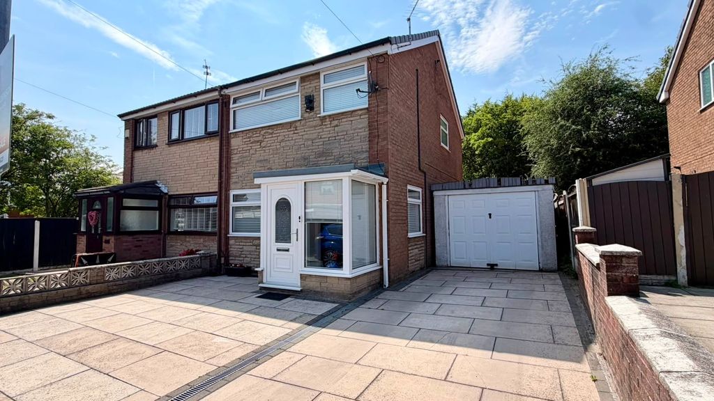Property photo 1 of 36