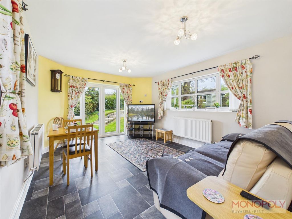 Additional image 8 of 5 bed detached house for saleChestnut Court, Summerhill, Wrexham LL11