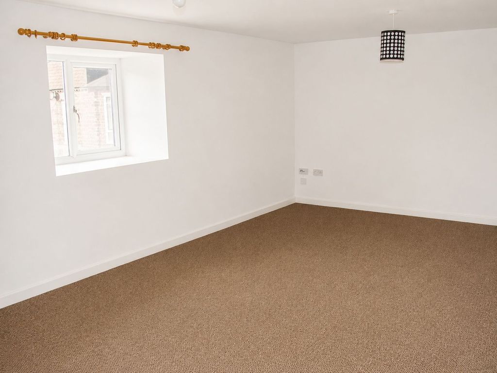 Property photo 3 of 5
