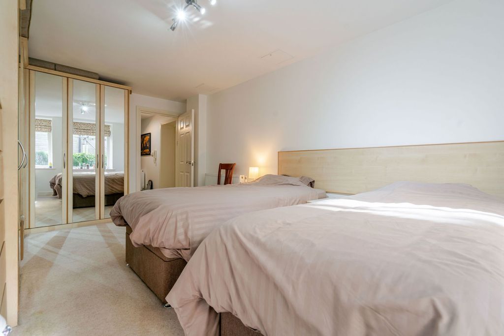 Additional image 12 of 1 bed flat for sale7 Whitaker House Apartments, Charlotte Close, Halifax HX1