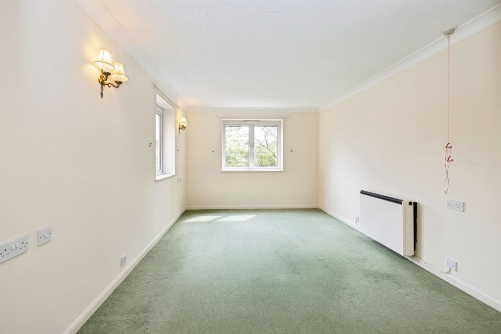 Property photo 3 of 10