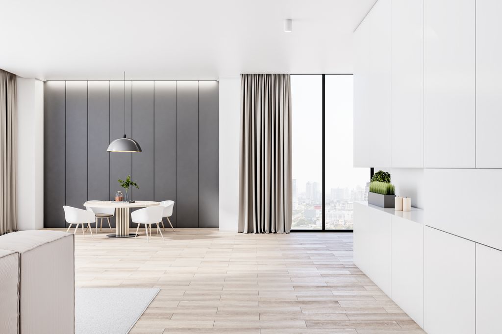 Property photo 1 of 2