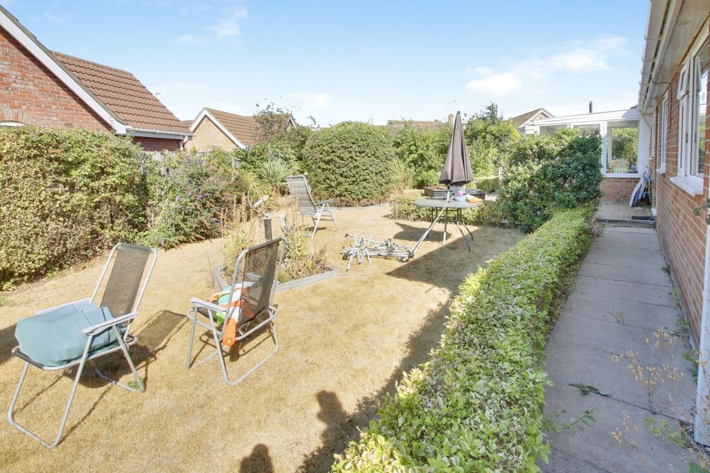Property photo 2 of 13