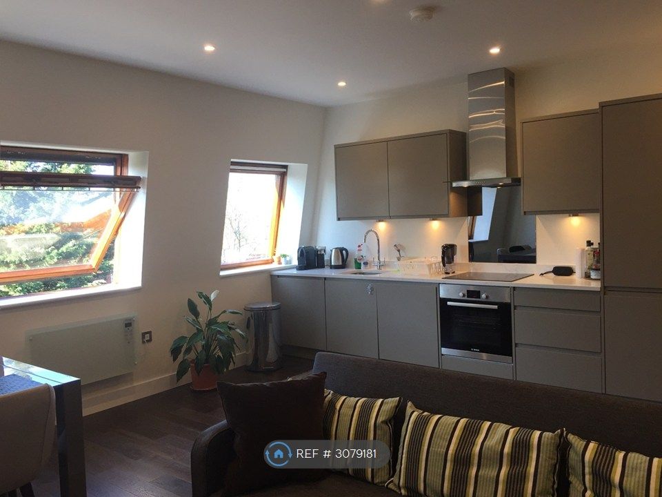 Property photo 2 of 9