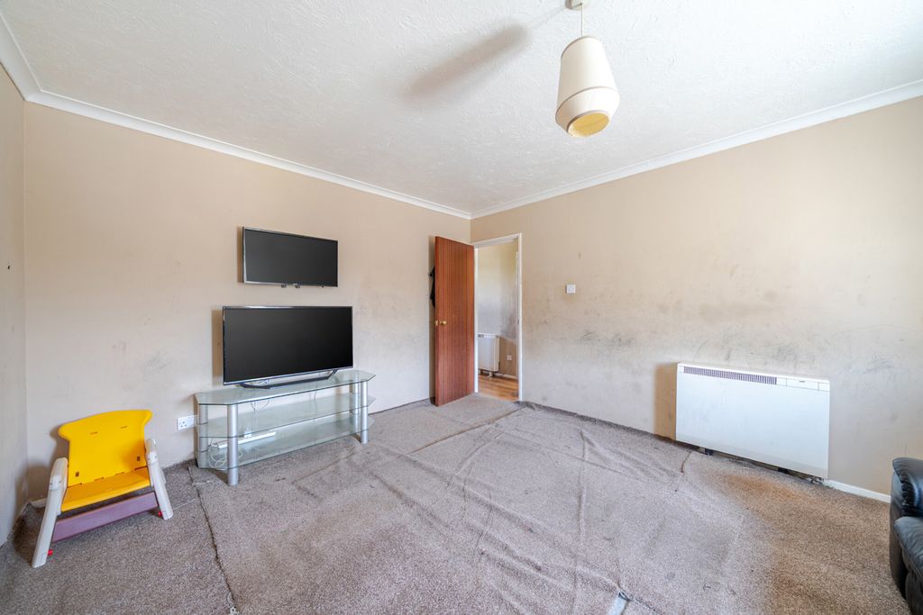 Property photo 2 of 12 1466803-8-6A16d7B...