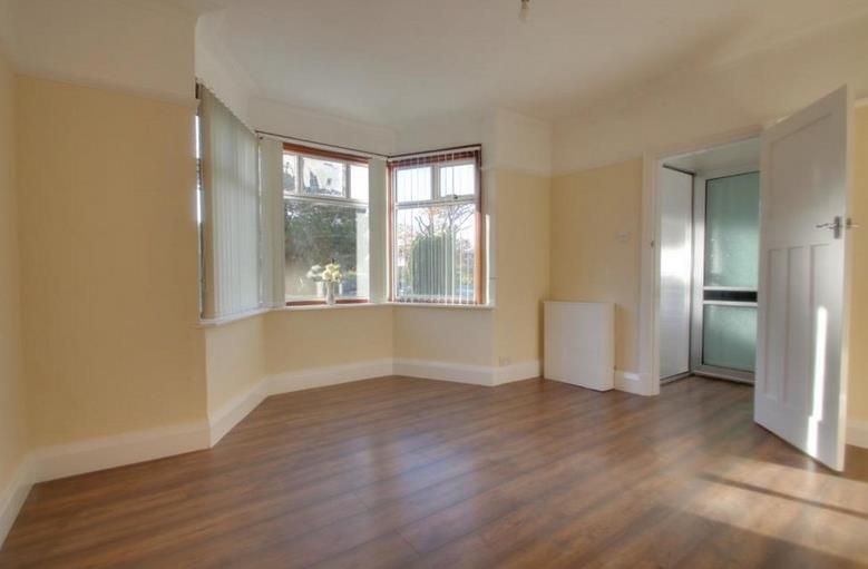Property photo 2 of 13 Image
