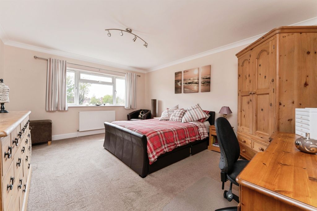 Additional image 7 of 5 bed detached house for saleBlue Ridge Gardens, March PE15