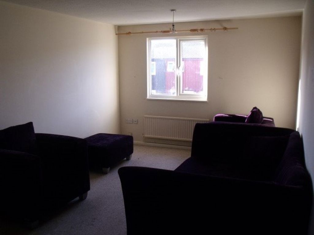 Property photo 3 of 6