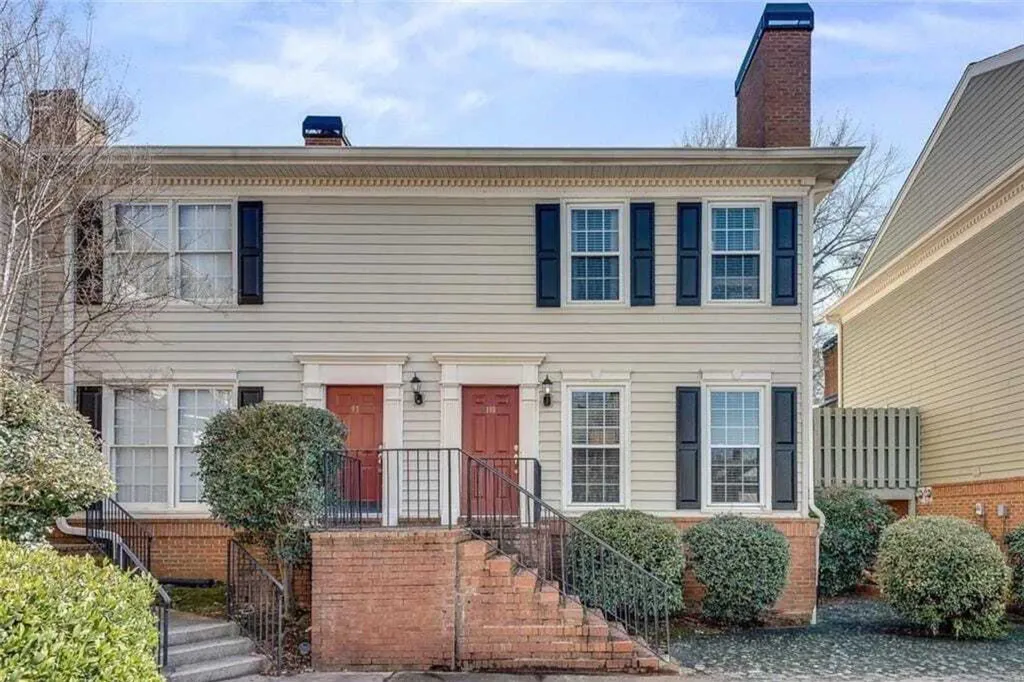 Property photo 1 of 31