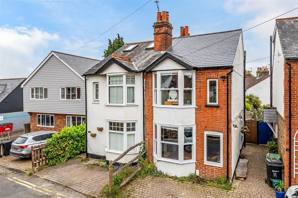 Property photo 1 of 14 9-Rectory-Lane-15.Jpg