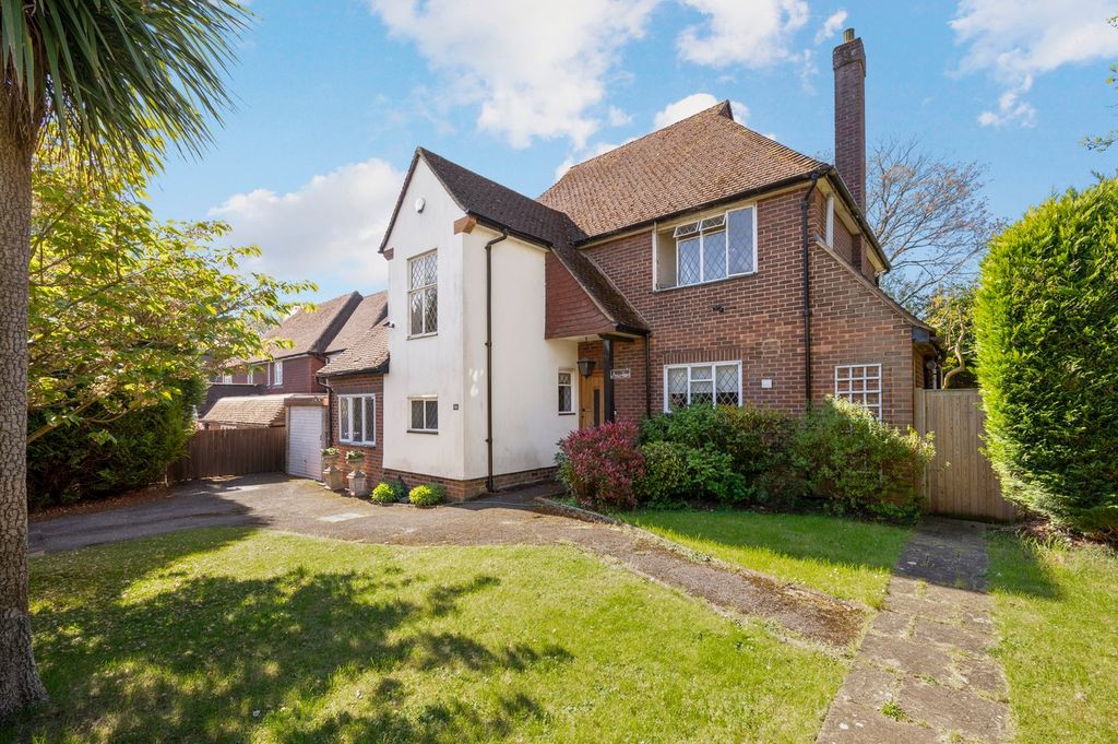 Property photo 1 of 16
