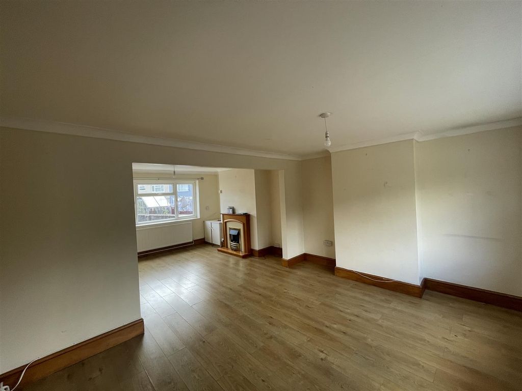 Property photo 3 of 11 Img_7898[1].Jpg