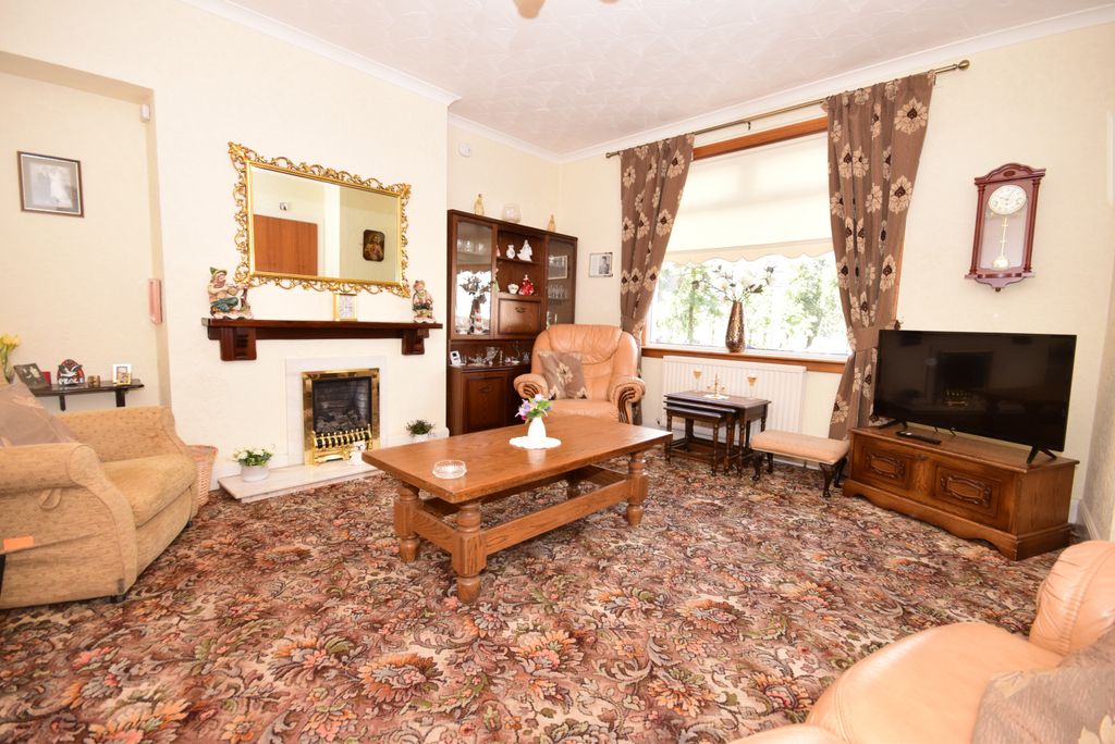 Property photo 2 of 15 Dsc 0157