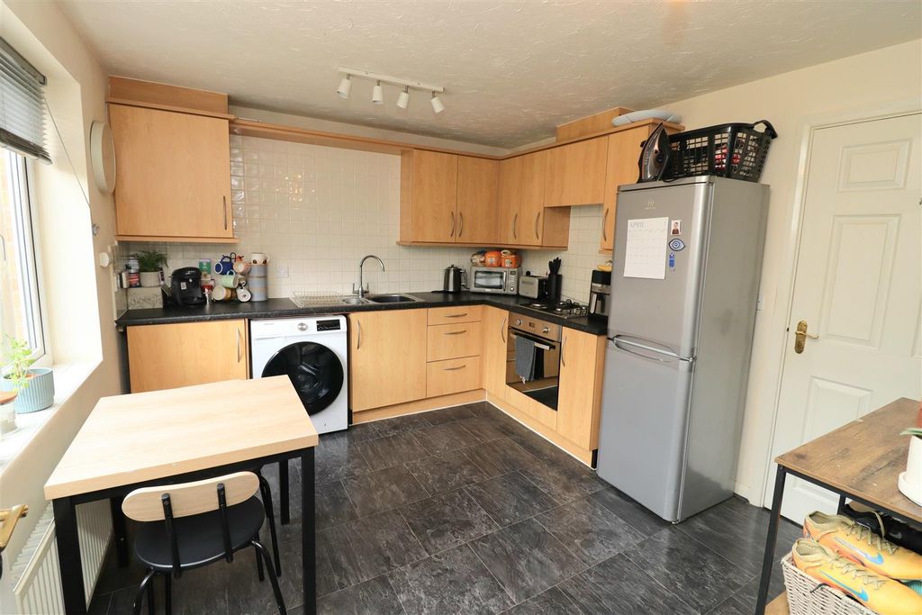 Property photo 3 of 8 Img_8377.Jpg