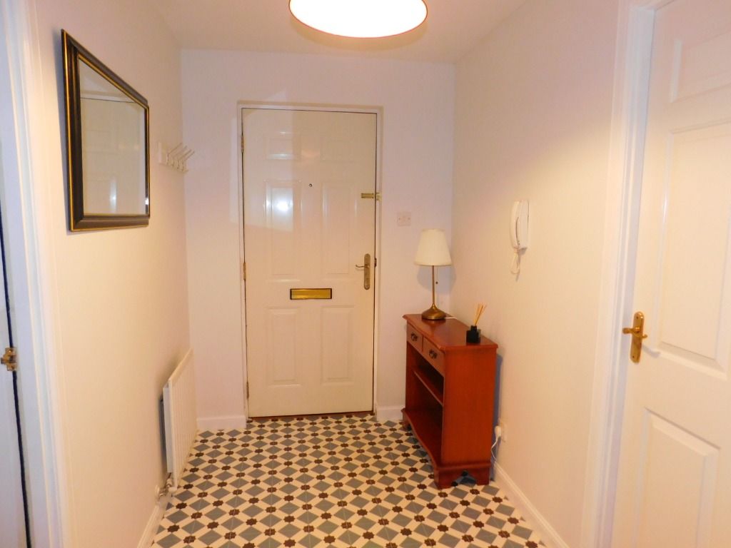 Property photo 2 of 24