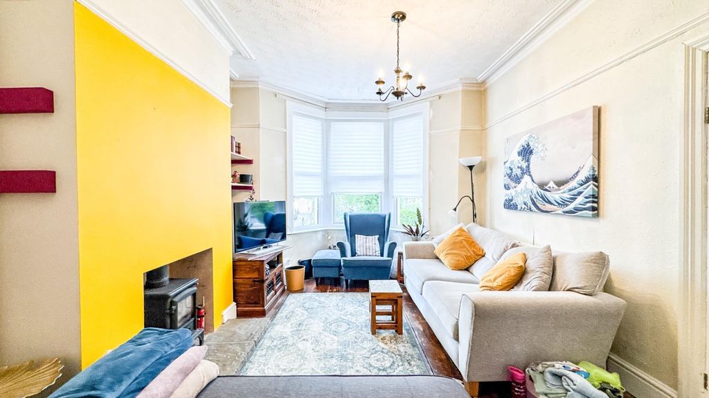 Property photo 2 of 16 Untitled-5115.Jpg