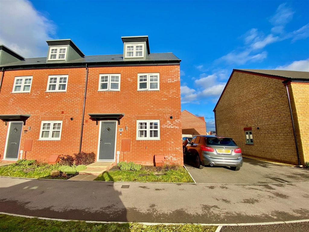 Property photo 1 of 16 Iron Dide.Jpg