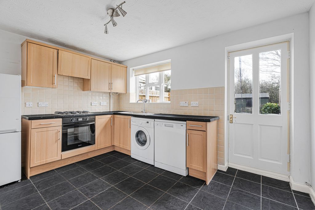 Property photo 2 of 13