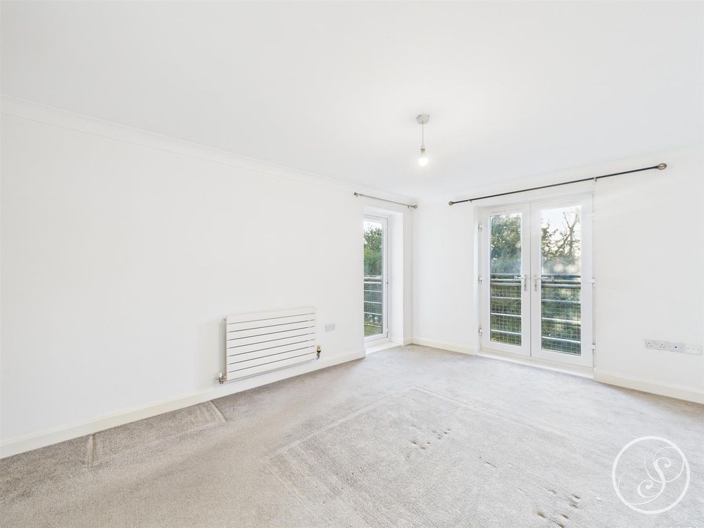 Property photo 3 of 16 Cam02071G0-Pr0800-Still002.Jpg