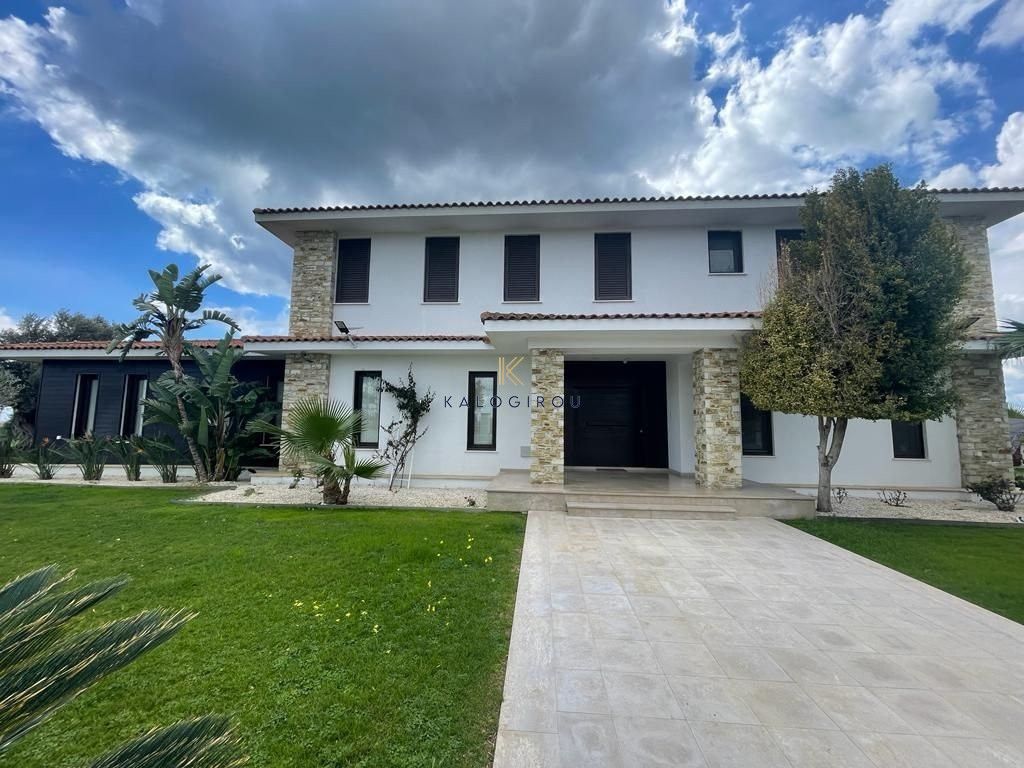 Property photo 1 of 31