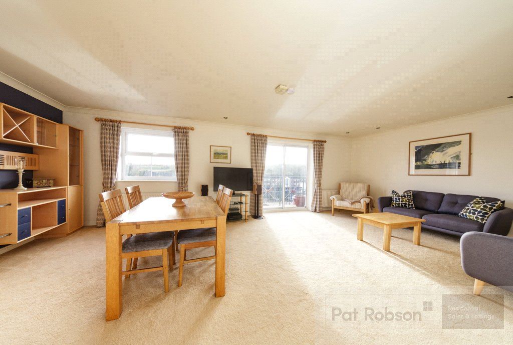 Property photo 3 of 20 Picture 3