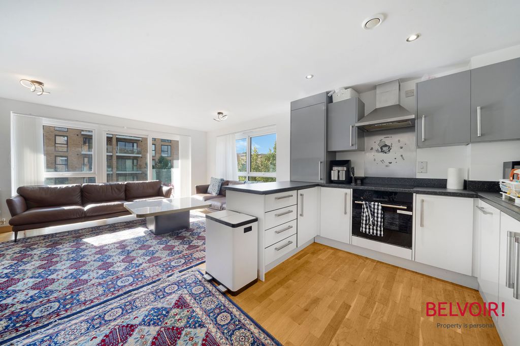 Property photo 2 of 16