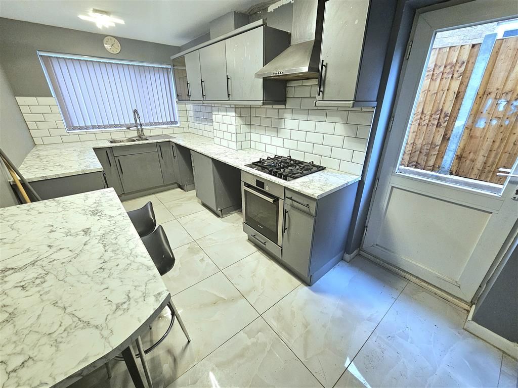 Property photo 2 of 9 Image