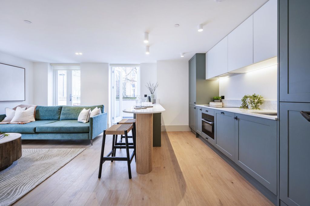 Property photo 3 of 8 Flat 9 (1).Jpg