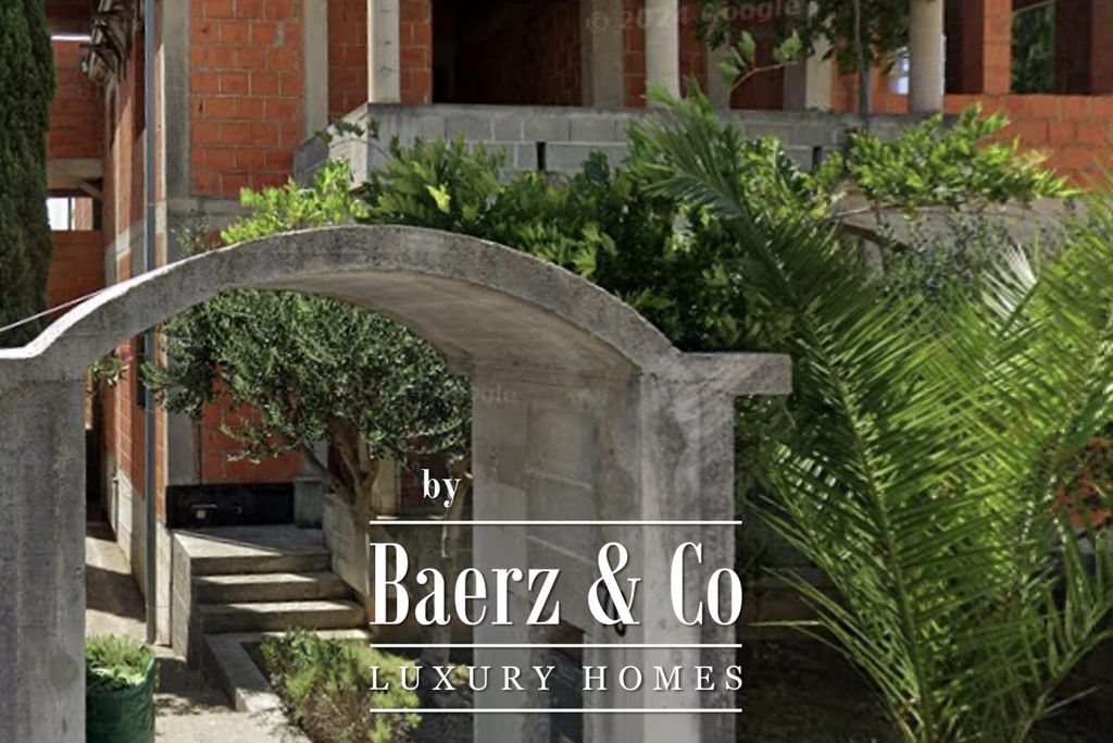 Property photo 3 of 3