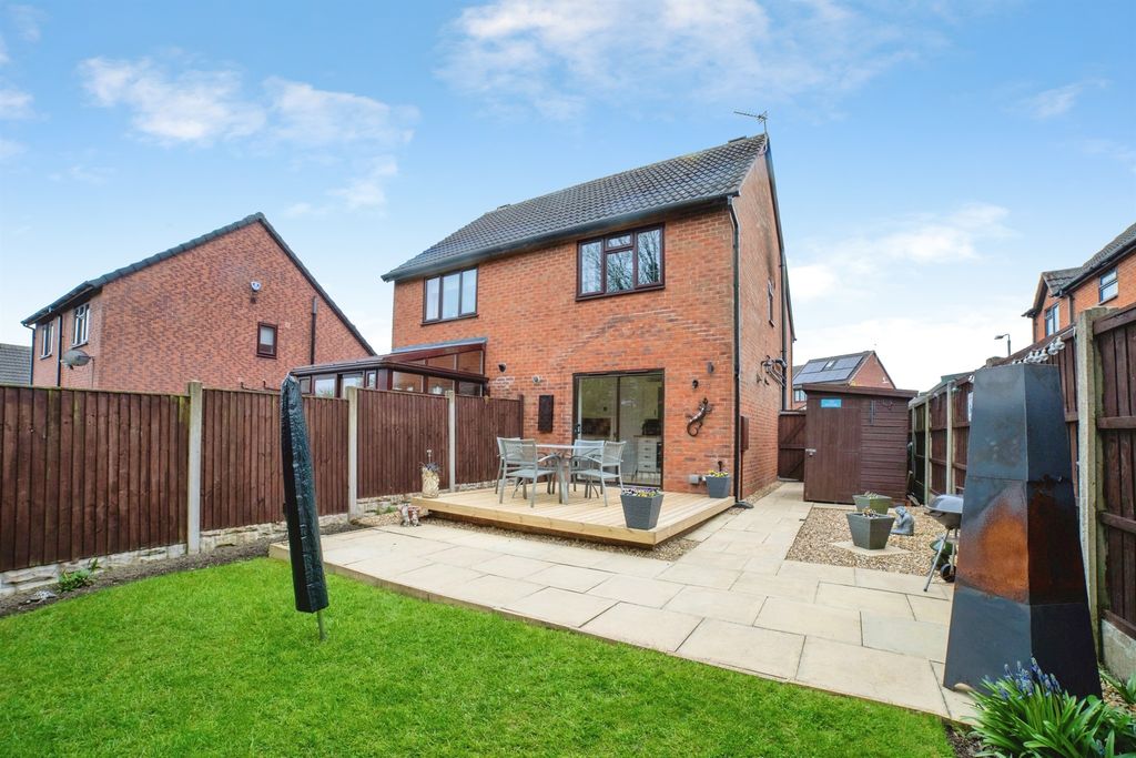 Property photo 2 of 22