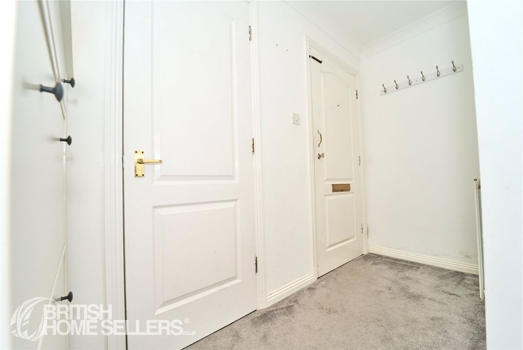 Property photo 3 of 15 Picture No. 05
