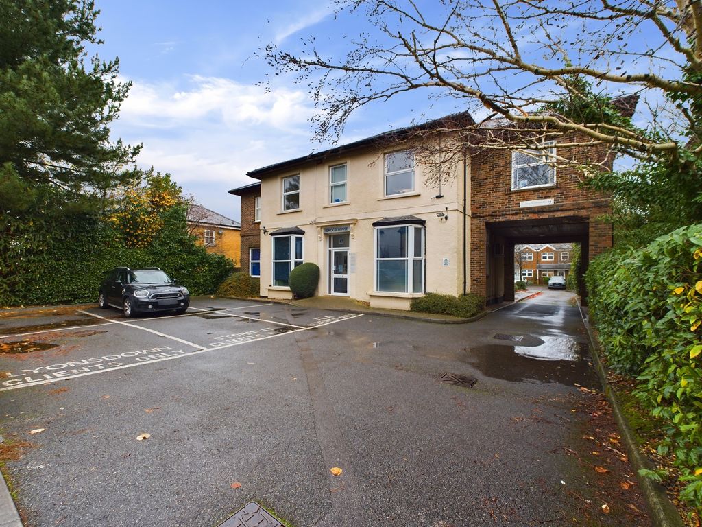 Property photo 1 of 4