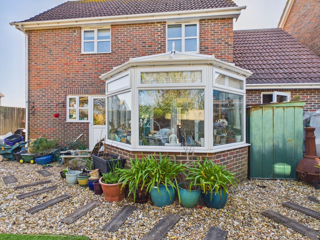 Property photo 2 of 39